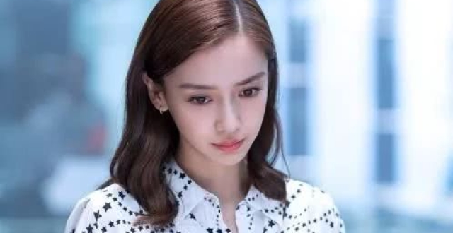 Baby深夜返回黄晓明上海住所力破婚变传闻，吃瓜群众可以散了