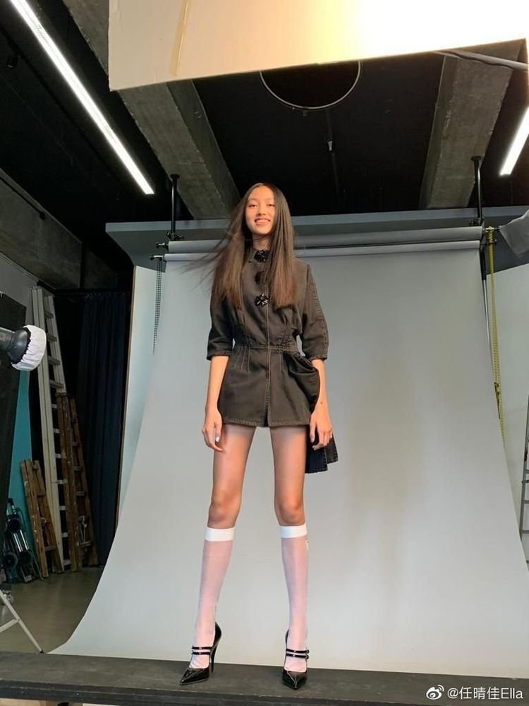 任达华出院后生活幸福，女儿为他做爱心餐，一家人其乐融融