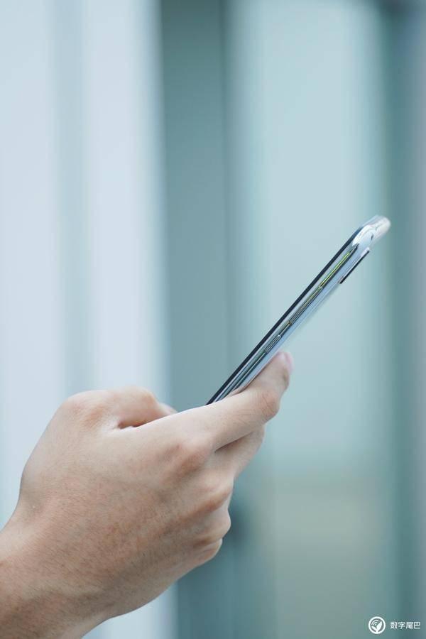 刚推出新配色的 Redmi Note 7 Pro，正限时闪降 200 元