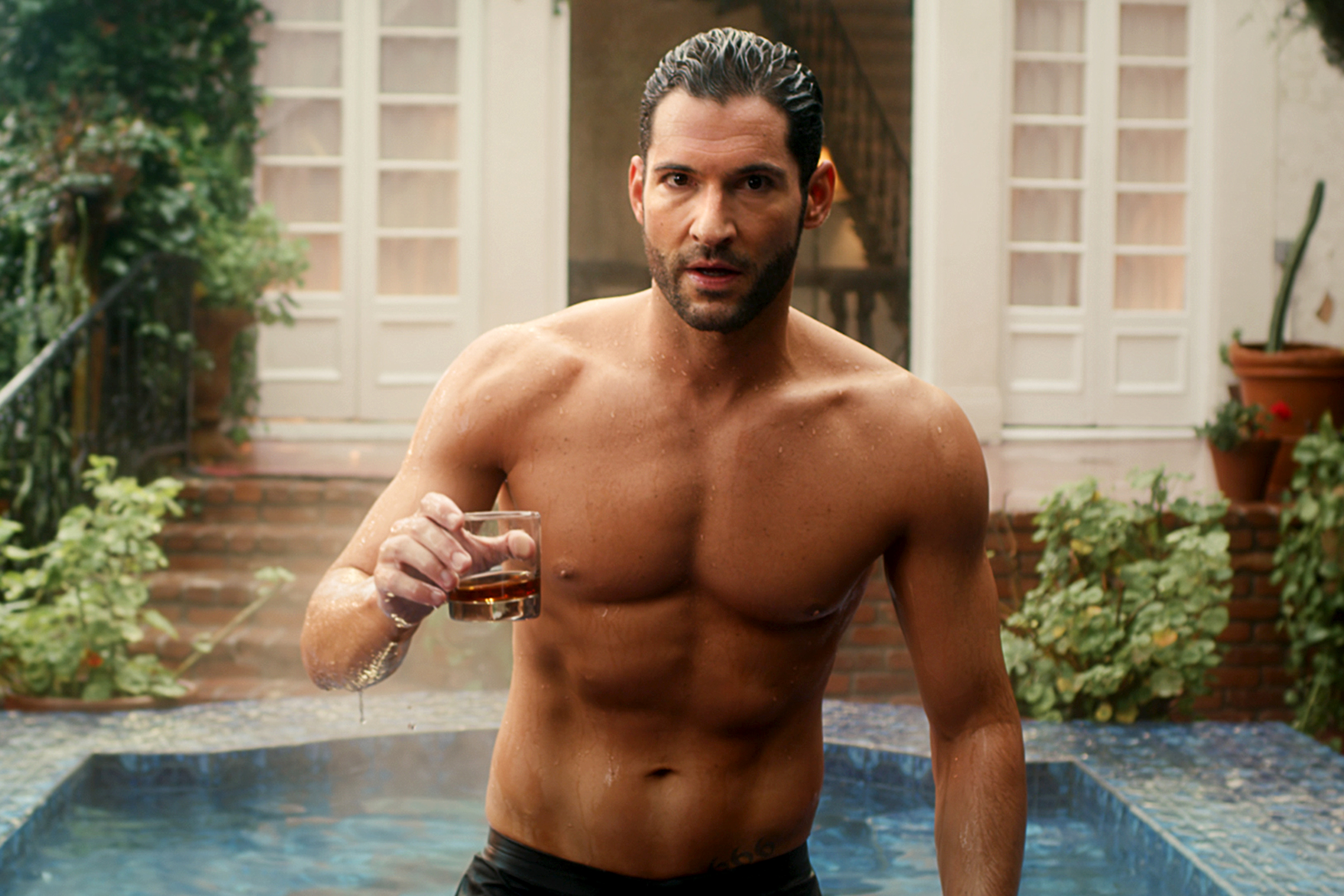 Netflix orders more Lucifer episodes for final season