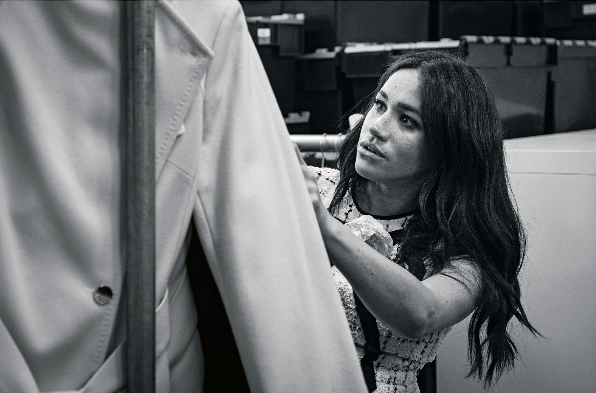 See Meghan Markle's Perfect Calligraphy (and New Monogrammed Stationery!) in Heartfelt Note