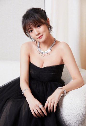 安以轩产后一周瘦了12斤，晒老公牌豪华月子餐，惹人羡慕