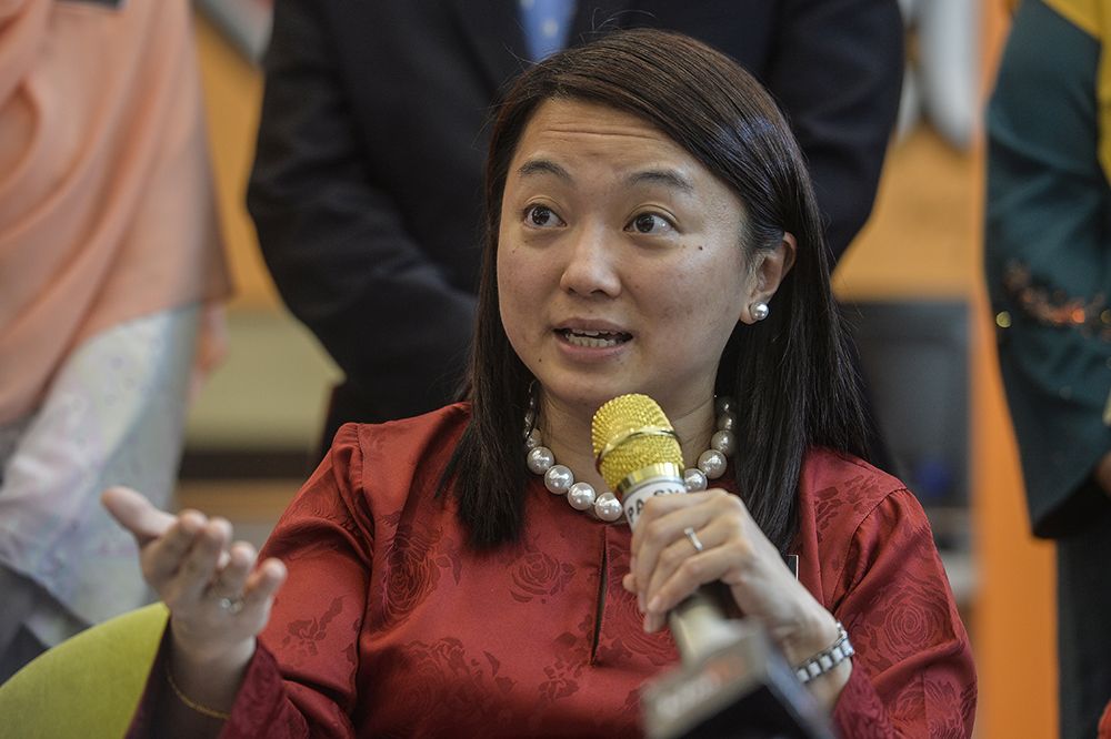Sunday should be made ‘rest with family’ day says Hannah Yeoh