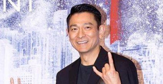 刘德华突然取消生日会原因成谜，已经连续举办30年