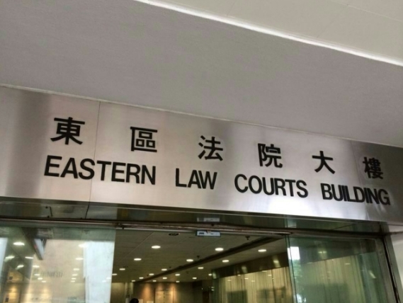 交警疑因金钱问题袭击父母 押3月再讯