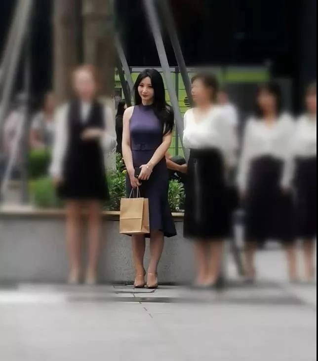 成都偶遇言承旭、柳岩拍戏，路人镜头下「柳岩」身材被热议！