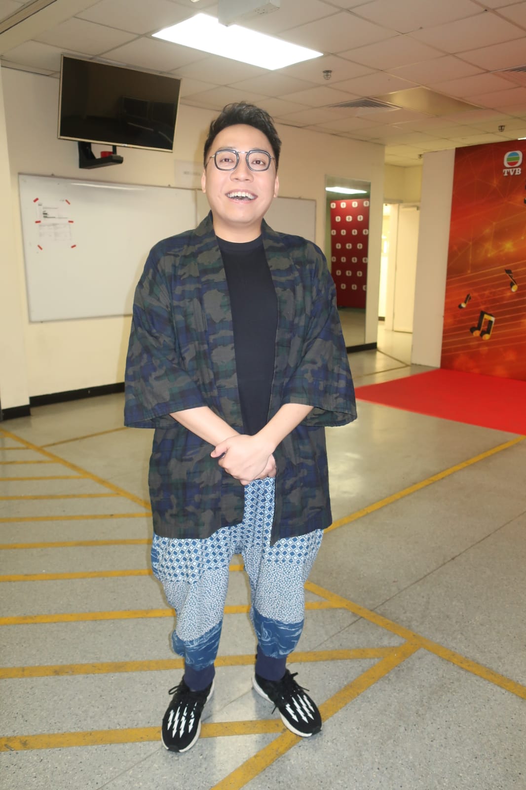 12月娶妻摆酒 C君圈中只请嘟姐麦玲玲