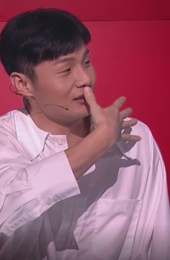 中国好声音偶遇奇葩学员，李荣浩转身的一刻，差点被吓懵