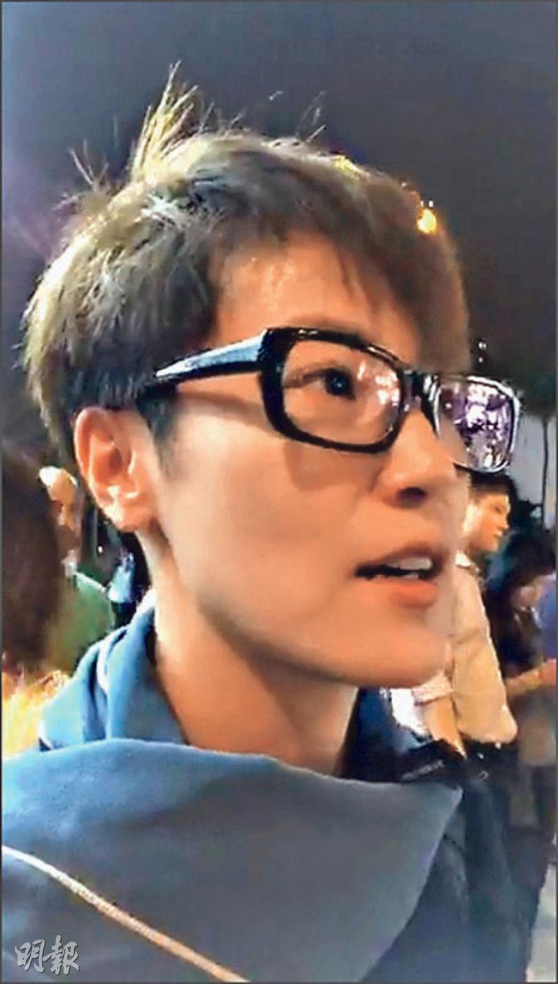 被尖沙嘴清场警察问：大晒呀 何韵诗网上反击