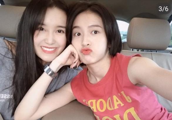 蒋依依、张雪迎关系有多好？看到两人合拍，这才是真闺蜜