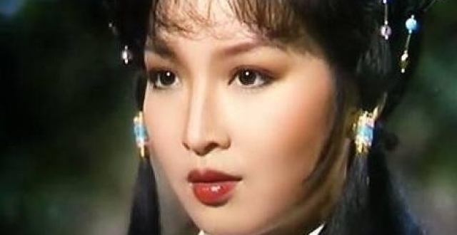 TVB古装女神，当红时嫁给“混混”，和丈夫恩爱如初让人羡慕