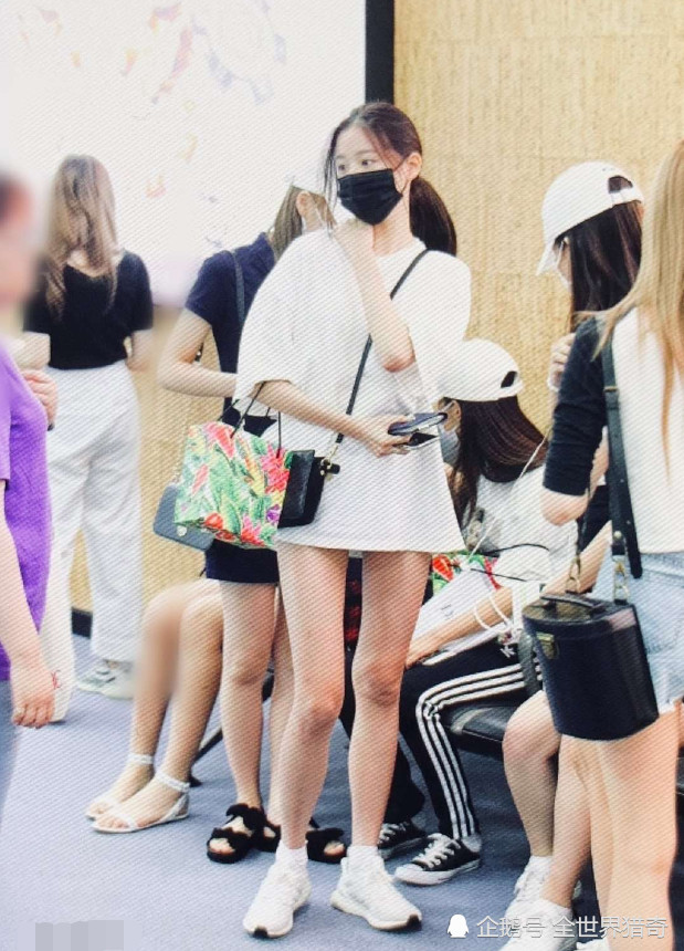 有种“火箭少女”叫张元英，15岁身高1米7，网友：我要窒息了