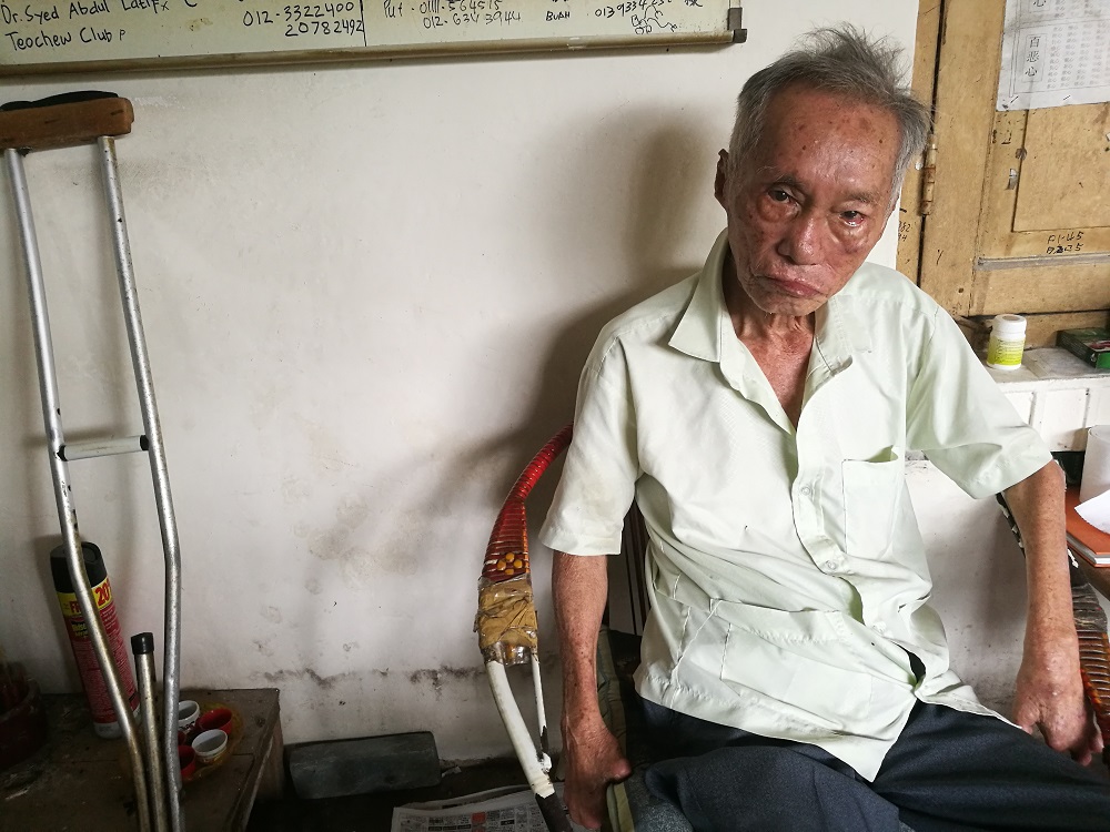 Sg Buloh leprosy centre overrun by migrants? Nope, but they may be in nearby jungles, says resident