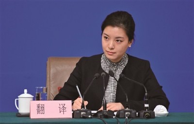 她是史上“最萌”翻译官，为梦想放弃清华，爆红后竟然清空微博！