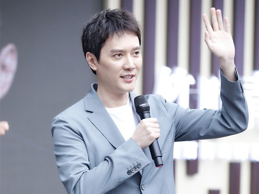 赵丽颖清空结婚微博？到底发生了什么，冯绍峰被曝将办件大事