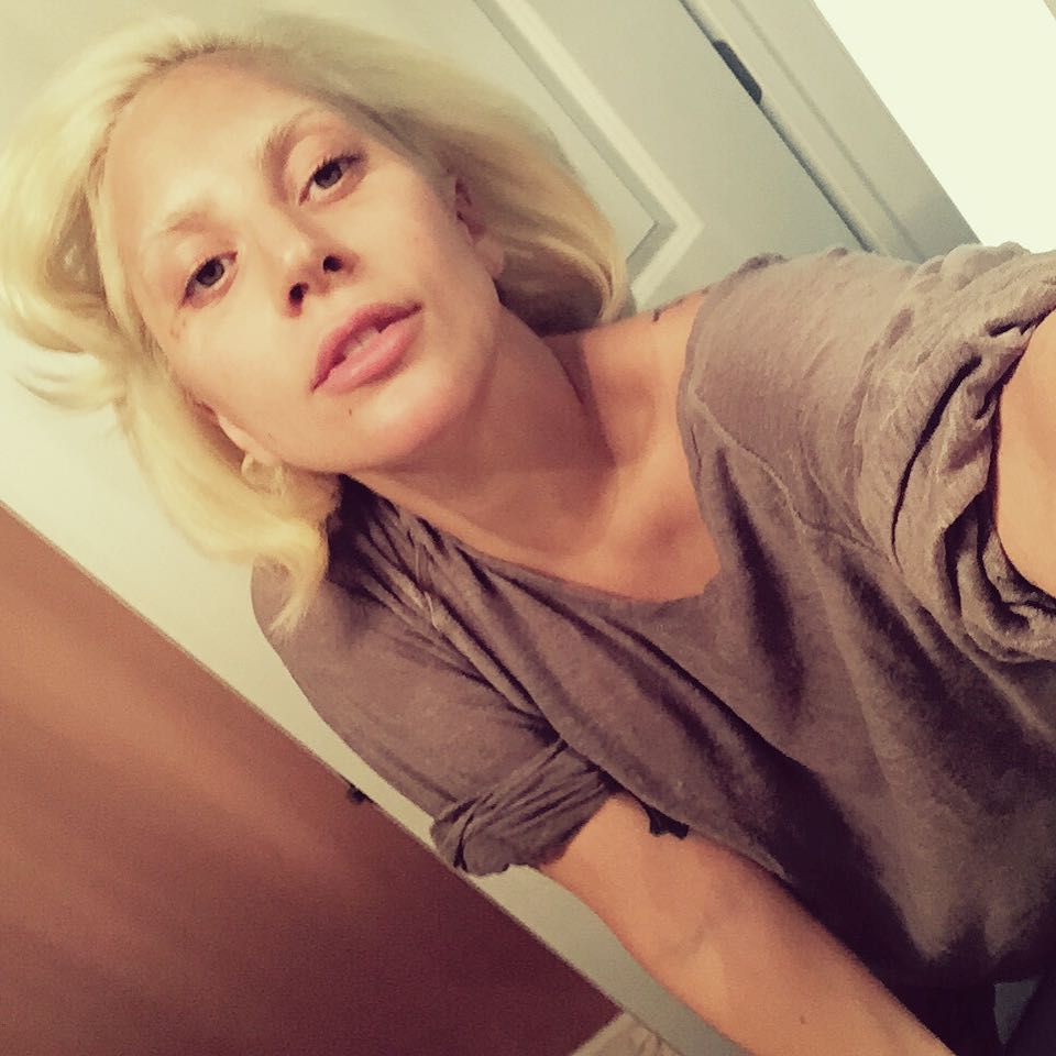 The 15 Best Photos Of Lady Gaga Without Makeup