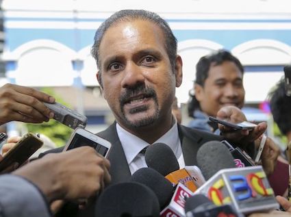 You’re wrong on party-hopping, MP tells Dr M