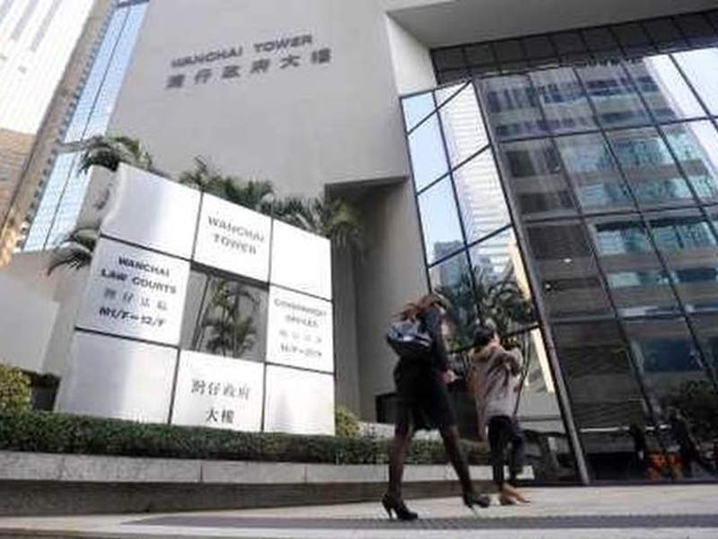 胸袭摸私处锡乳房 物管经理认两度非礼情妇12岁女候判