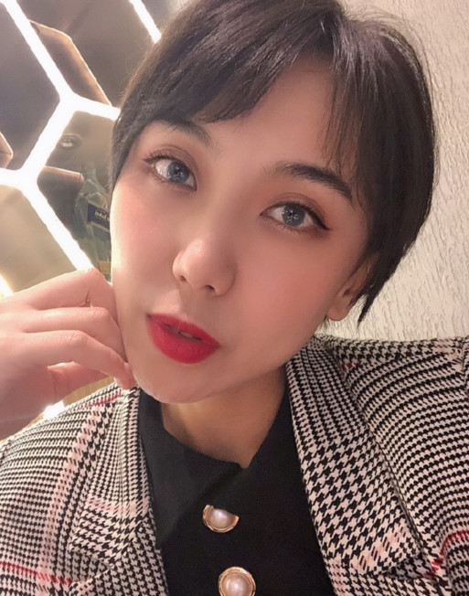 古力娜扎升级当小姨 姐姐发文宣布生下小宝宝