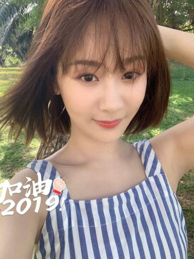 如何回答杨紫和马思纯胖了？李现用土味情话，邓伦回答很直接