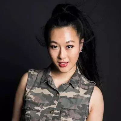 “我再也不想当华裔了”，她的故事获12万转发38万赞