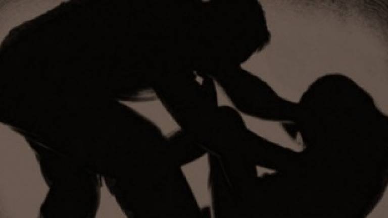 Pregnant teenager beaten by boyfriend