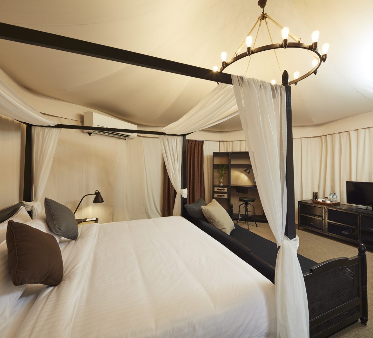 Natra Bintan (The Canopi) Review – Best Glamping and Seafood BBQ Experience for my holiday!