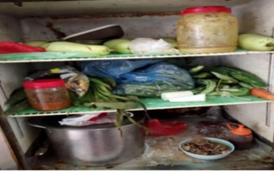 Seven Gombak restaurants closed following roach, rat infestations