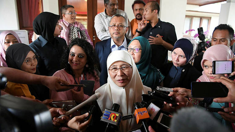 Govt aware of current political narrative: Wan Azizah