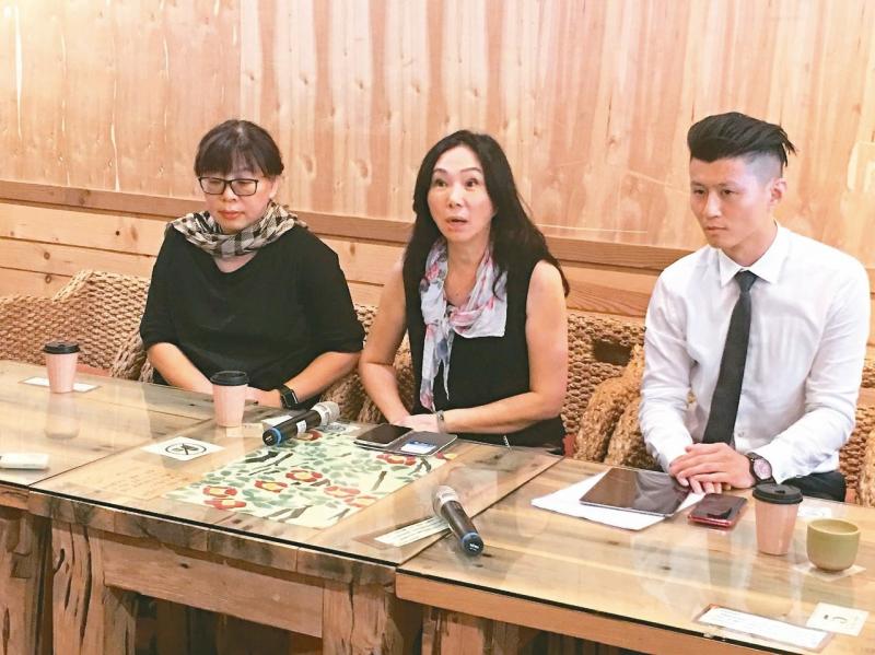 【重磅快评】蔡柯郭都大走钟，李佳芬悔教夫婿觅封侯？