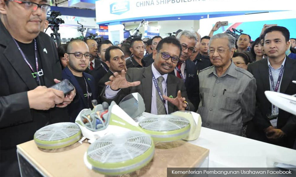 Yoursay: Flying into oblivion with a car no one asked for