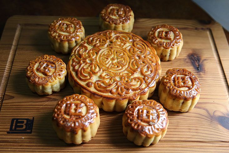 Seong Yin Chai in KL offers up both old and new mooncakes this Mid-Autumn Festival