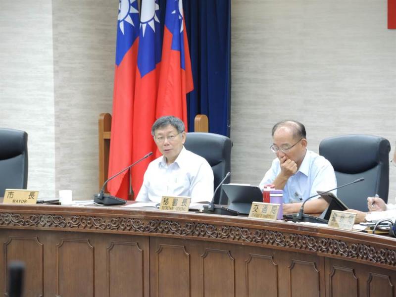 若蔡英文连任 柯P：她一定清算我
