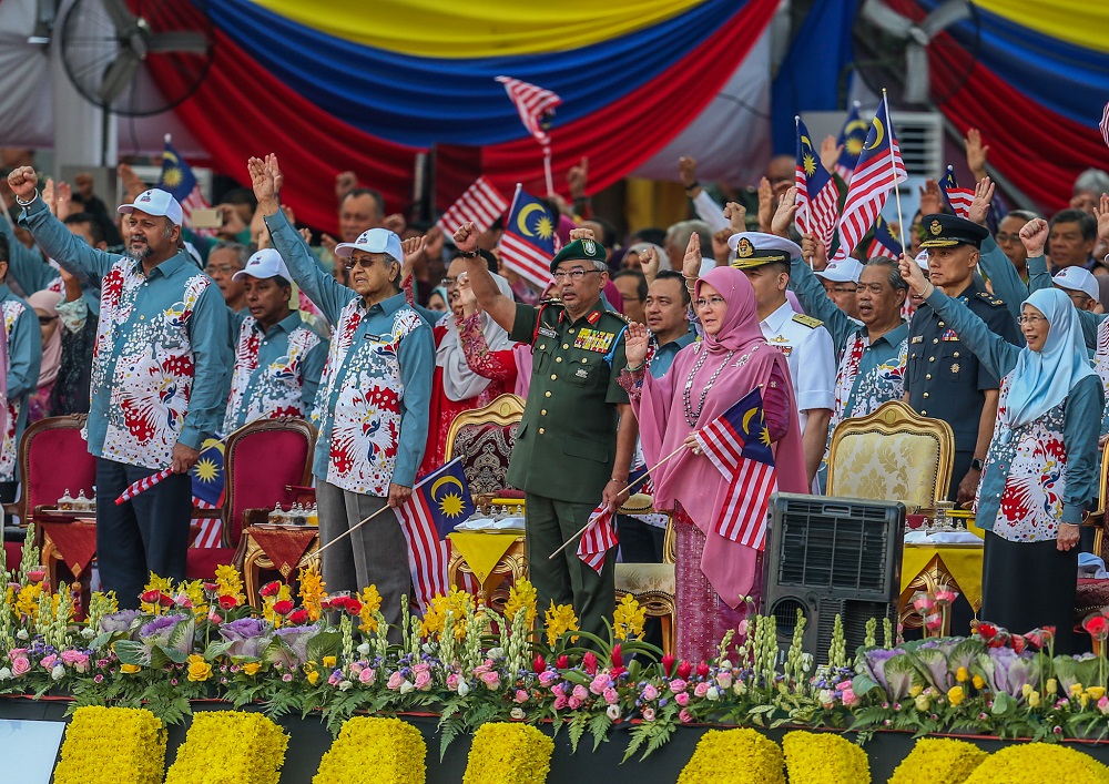 Putrajaya hosts Merdeka parade with a mix of force and splendour