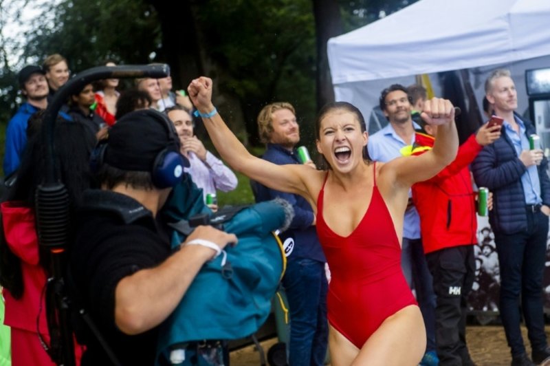 Defying gravity in Norway’s ‘death diving’