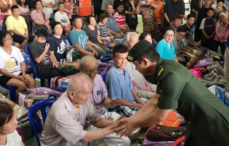 每户林明灾黎获1千援金