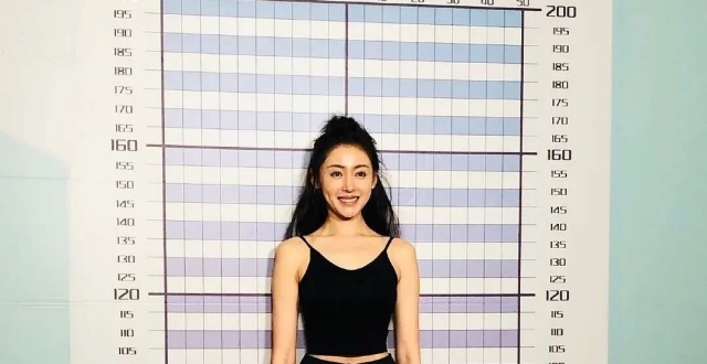 张天爱节目现场测身高，真实数据引发李沁杨紫唐嫣的身高热议