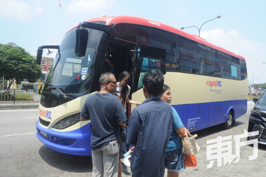 迷你巴士开跑　灵活穿梭安邦社区