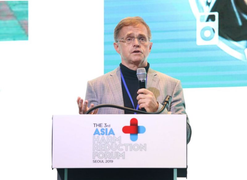 E-cigarettes touted as potential healthier alternative for smokers at Asia Harm Reduction Forum