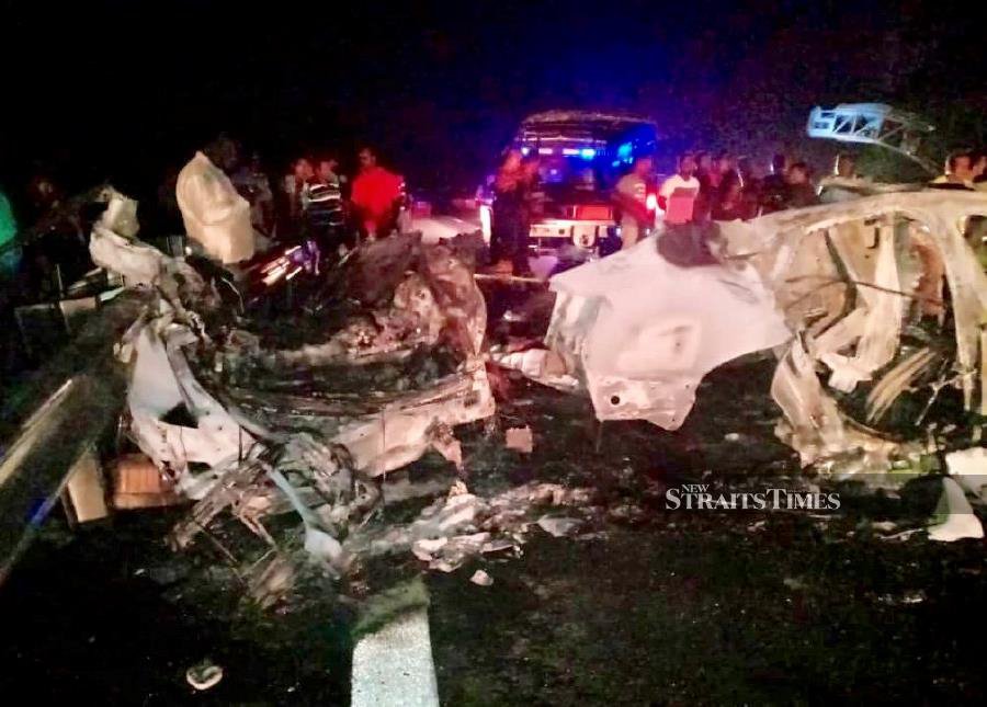Two killed, 1 hurt as Audi bursts into flames on yet-to-be-opened WCE
