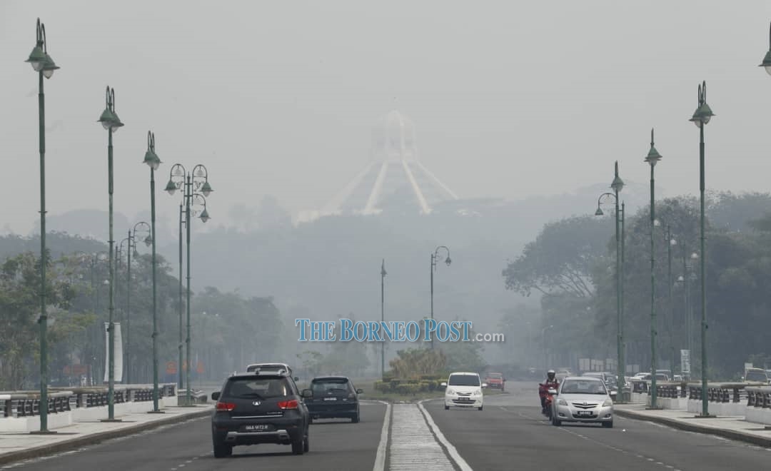 Weather centre detects 811 hotspots in Kalimantan, almost two-fold increase in 24 hours