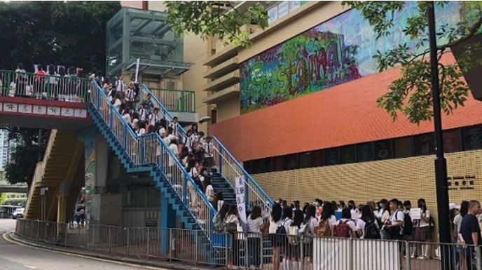 香港多间院校学生再筑人链 促回应五大诉求