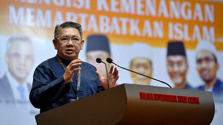 MoA and MEA to identify Felda land for durian plantation
