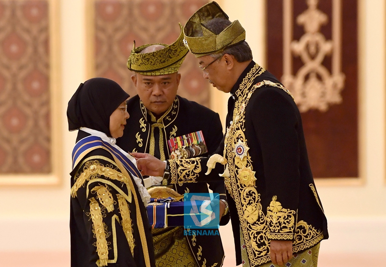 Chief Justice heads federal honours list