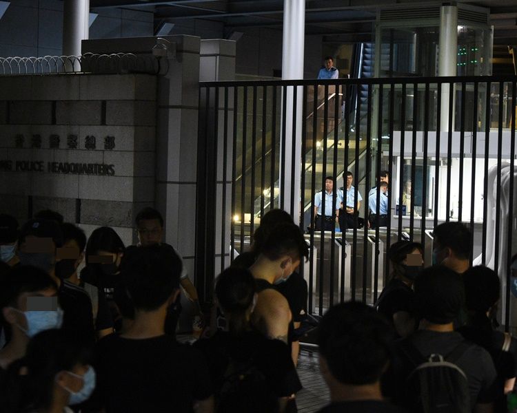 【逃犯风波】清洁工涉袭警刑毁警总拒保释 还柙10月杪再讯