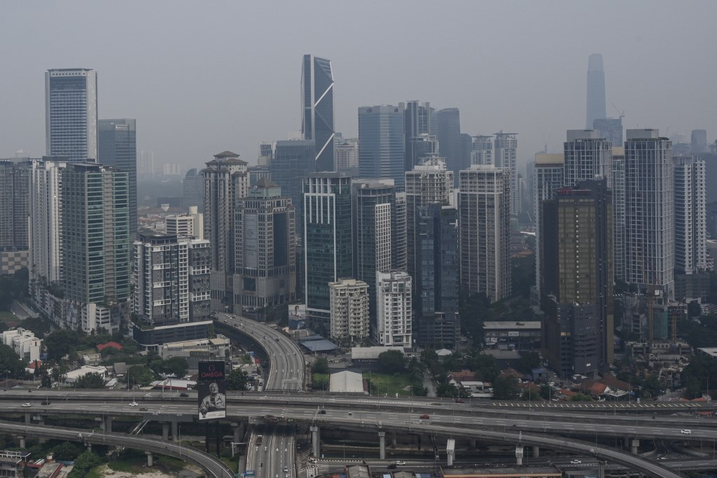 Malaysia offering help with haze, not blaming Indonesia: Envoy