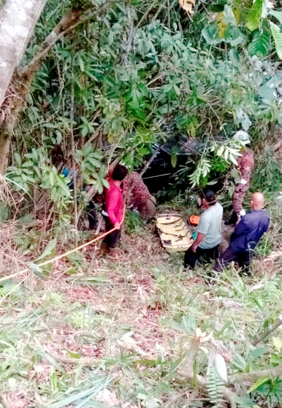 Spanish national dies after being thrown out of 4WD in Padawan