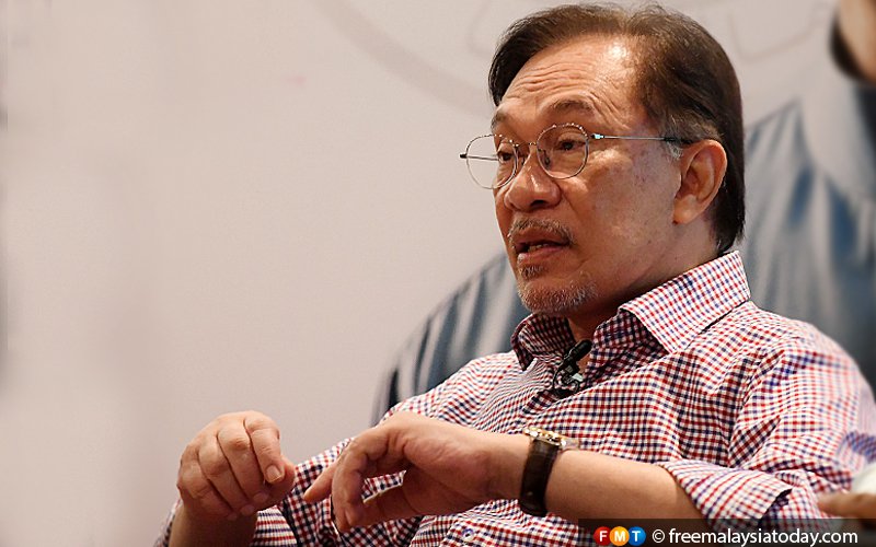 Zuraida says still waiting to meet Anwar for ‘peace talks’