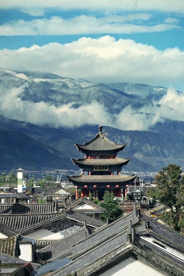 5条绝美自驾路线：承包你的一年四季