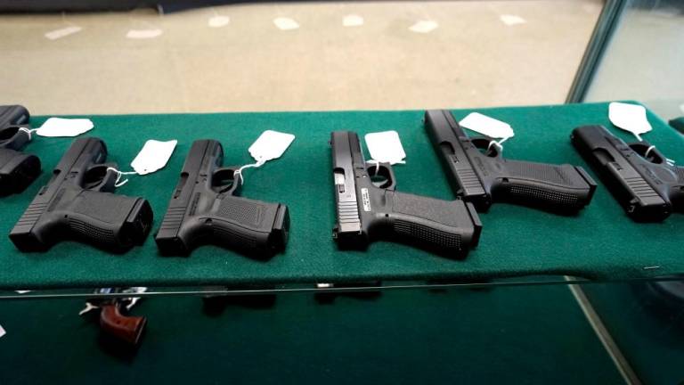 Illegal Airsoft gun dealer arrested